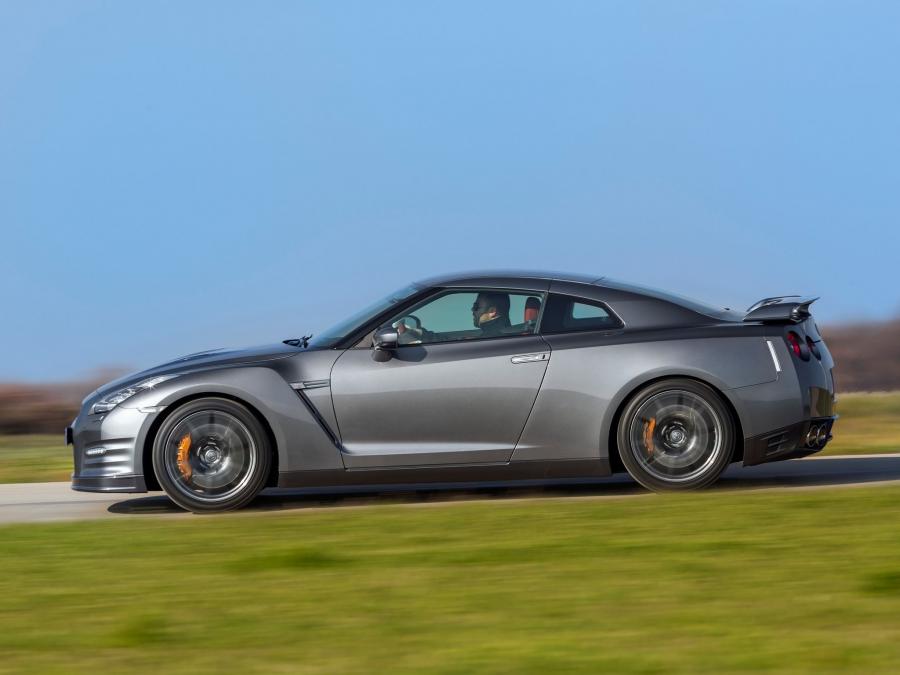  Nissan GT-R Premium Edition 2012 года  (фото 9 из 9)